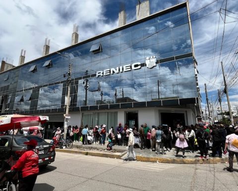 Huancayo: Reniec and the drama of processing a DNI