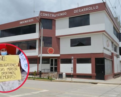 Huancayo: Suppliers demand payment of S/ 70 thousand and protest in front of the College of Engineers
