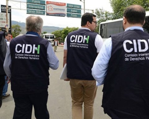 IACHR expresses concern about attacks on Venezuela and asks for respect for international law