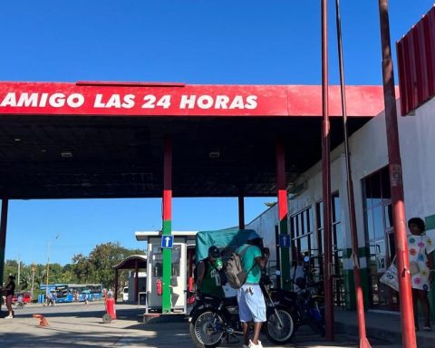 In Havana most gas stations no longer deliver