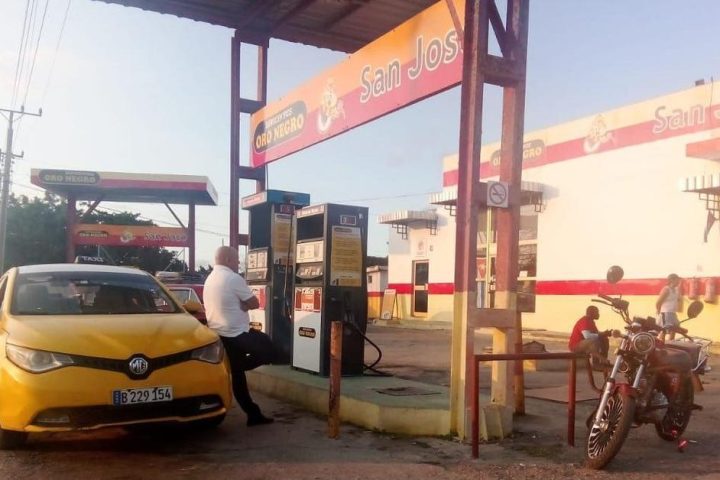 In San José de las Lajas, gasoline became a rumor