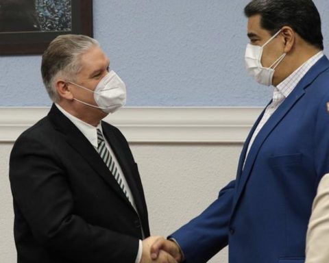 In the accusation of “espionage” against Alejandro Gil, damage to Venezuela is indicated