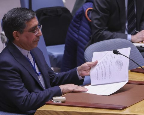 Iran warns US against attack, while Israel and other allies ask Washington for restraint