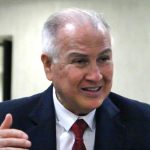 Is it true that Alfonso López Chau was imprisoned?