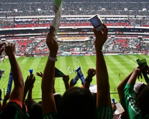It's not just football. The 2026 World Cup and the urgency of reactivating investment