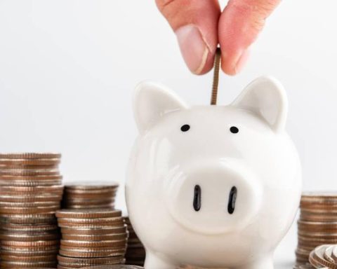 January, the most expensive month of the year: How to organize your finances and avoid getting into debt?