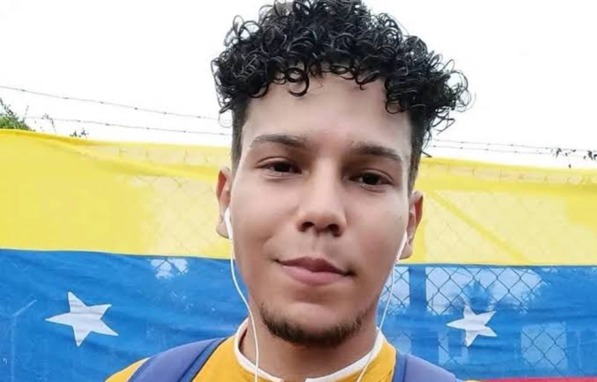 Juan Francisco Alvarado, a journalism student whose sentence for treason was annulled, is released from prison