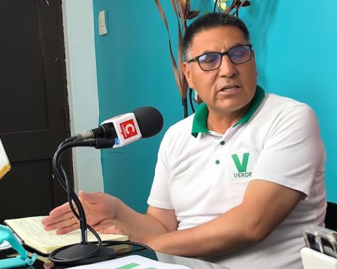 “Know your candidate”: Robert Huaynalaya in favor of pardoning Pedro Castillo