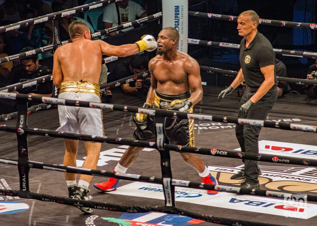 La Cruz is called to fight for the professional title of the World Boxing Association