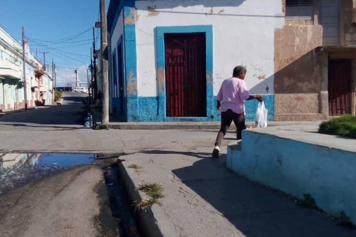 La Marina, the Matanzas neighborhood where transformation does not arrive