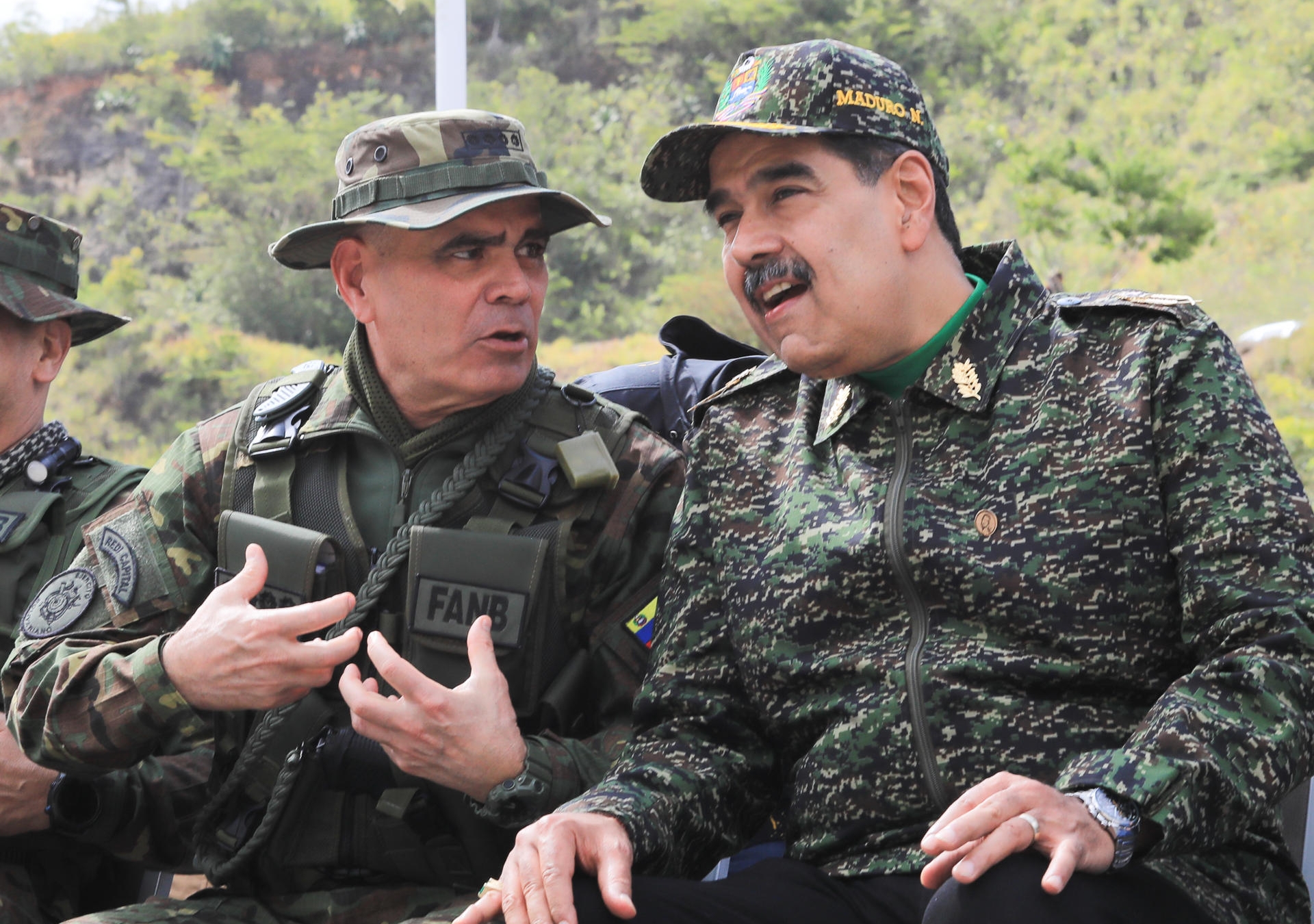Maduro's government remains silent after the first US attack on Venezuelan soil