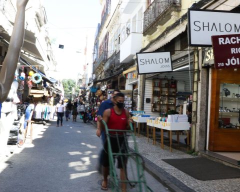 Manual brings together information for individual microentrepreneurs