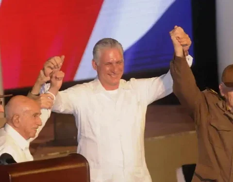 De izquierda a derecha, Raúl Castro Ruz, José Ramón Machado Ventura, Miguel Díaz-Canel Bermúdez y Ramiro Valdés Menéndez
