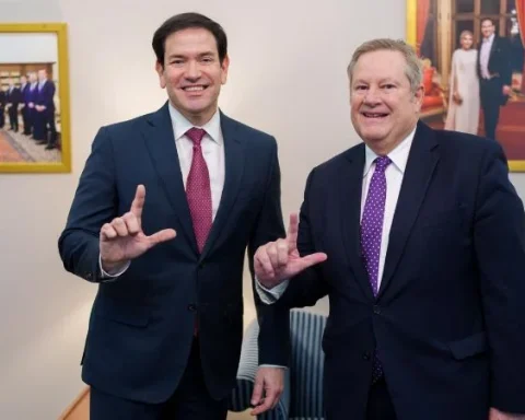 Marco Rubio (izquierda) y Mike Hammer este viernes, en la Casa Blanca