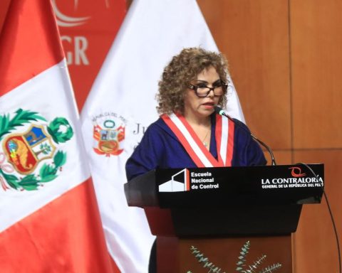 María Teresa Cabrera is sworn in as president of the JNJ