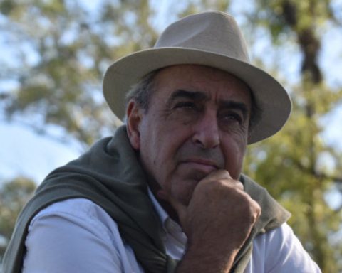 Measures announced in response to the water deficit situation include the department of Colonia