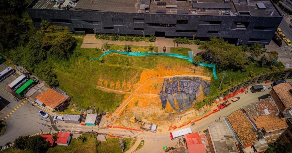 Medellín advances 65% in works after rains in 2025