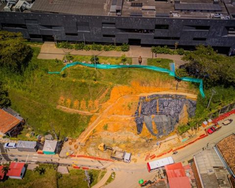 Medellín advances 65% in works after rains in 2025