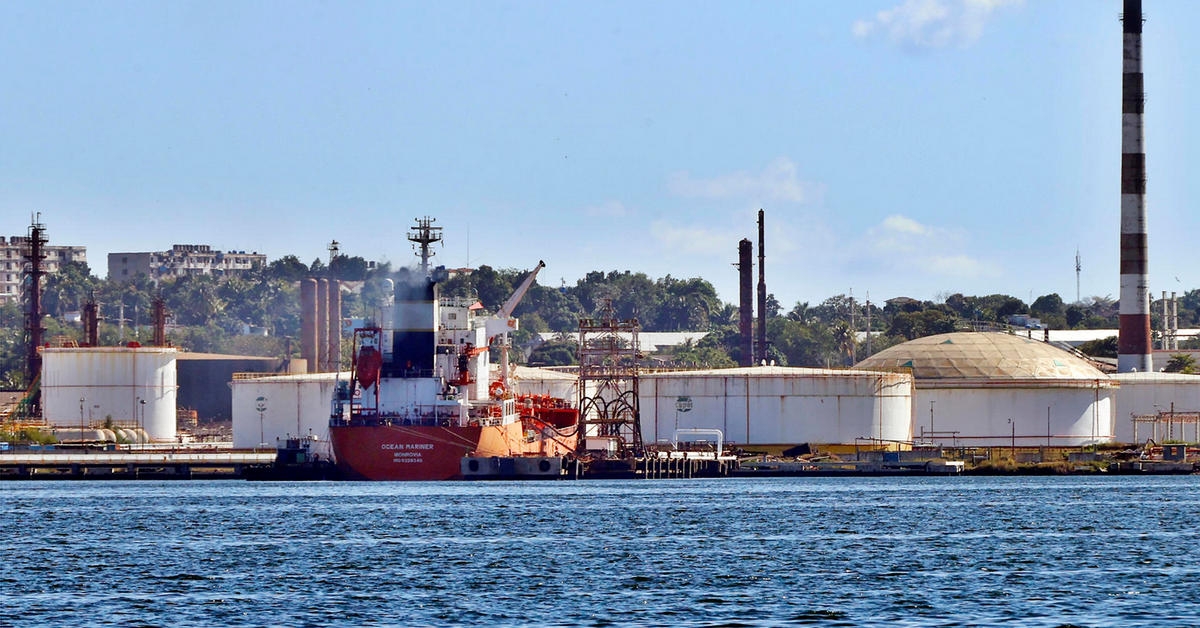 Mexico cancels without explanation a shipment of oil destined for Cuba