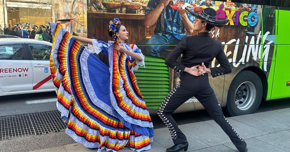 Mexico turns to Madrid in search of tourists and investments