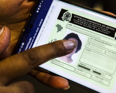 Minister announces automatic driver's license renewals for good drivers