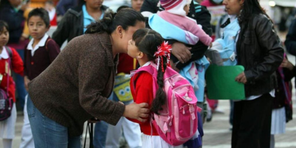 More than 23 million students return to classes this Monday after the end of the year break: SEP