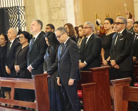 Napoleón Estévez destaca avances en justicia constitucional en el 2025