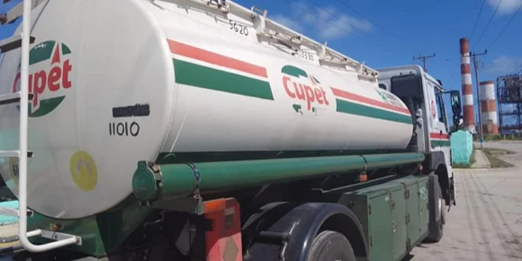 Rastra de combustible de CUPET