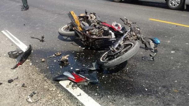 Una persona muere y dos resultan heridas en accidente de motocicletas en Don Juan