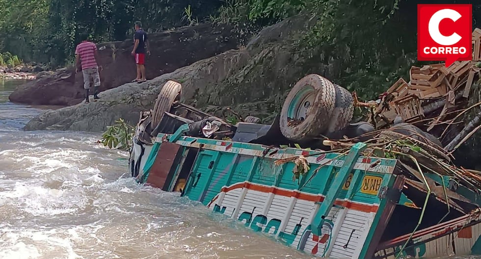 Oxapampa: Truck falls into the river and leaves one dead