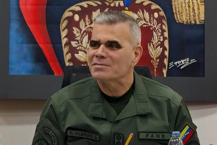 Padrino López assures that it is impossible to divide the FANB