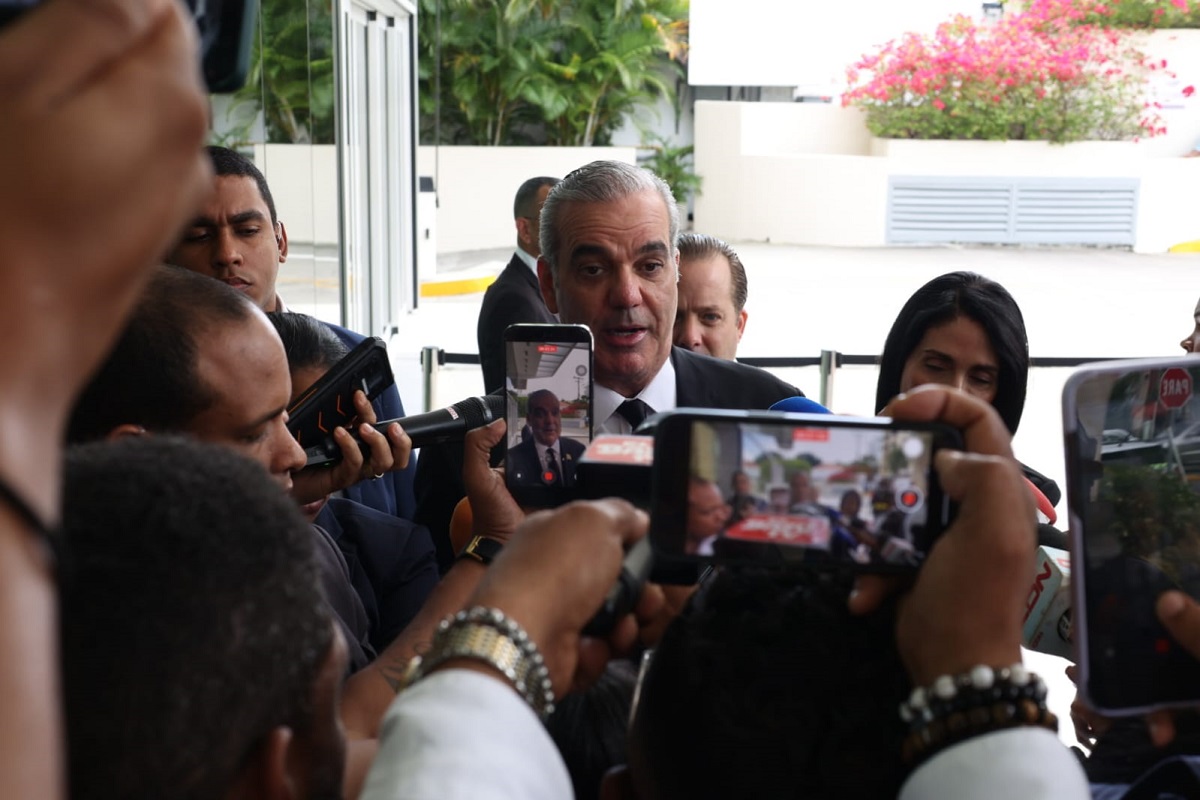 President Abinader: “Ramón Alburquerque is an example of improvement for the country”