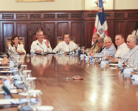 Presidente Abinader encabeza Consejo de Ministros: Trazarán prioridades para el nuevo año