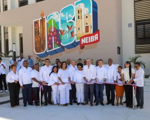 President Abinader inaugurates the UASD Regional University Center in Bahoruco