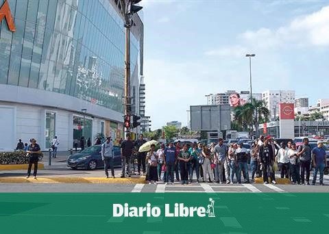 RD among the ten in the area with the highest minimum wage