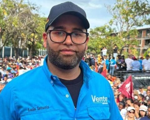 Relatives of Luis Istúriz demand his freedom: he was sentenced along with Rafael Tudares