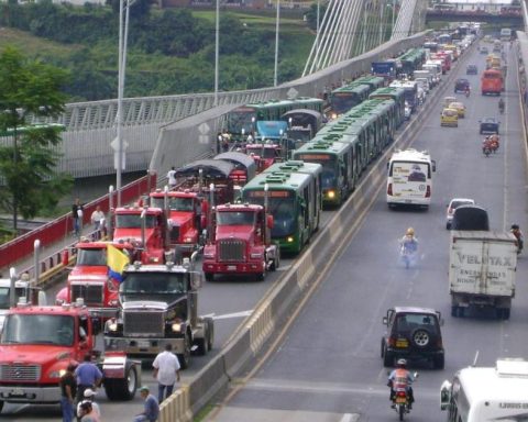 Restriction of cargo vehicles for this Three Kings Bridge 2026