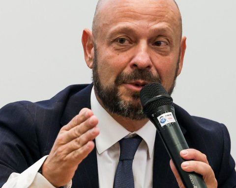 Retirees have until February 14th to request compensation from the INSS