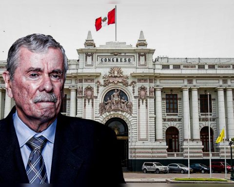 Rospigliosi pressures the Judiciary to apply a law that opens the door to the prescription of crimes against humanity