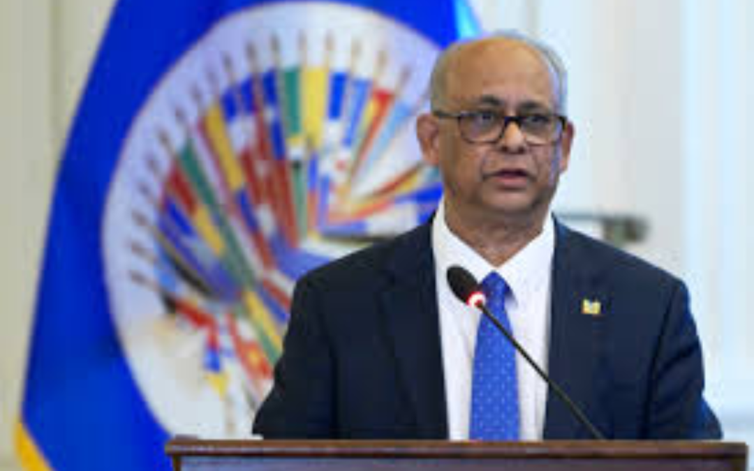 Secretary General of the OAS arrives in Peru to address democratic governance and regional security