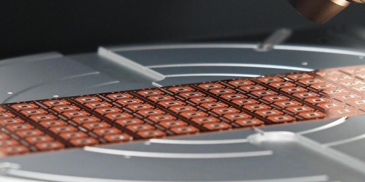 Semiconductor demand drives South Korean exports to record level in 2025