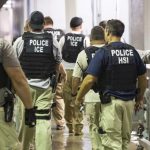 Senior ICE official accuses "abandonment" to the father of the five-year-old minor allegedly detained