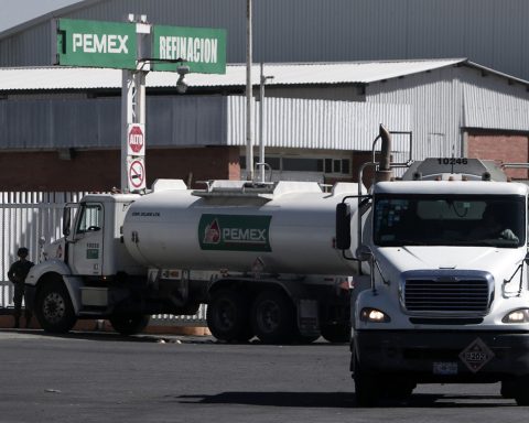 Sheinbaum affirms that Mexico's humanitarian aid to Cuba "continues", despite criticism from the US