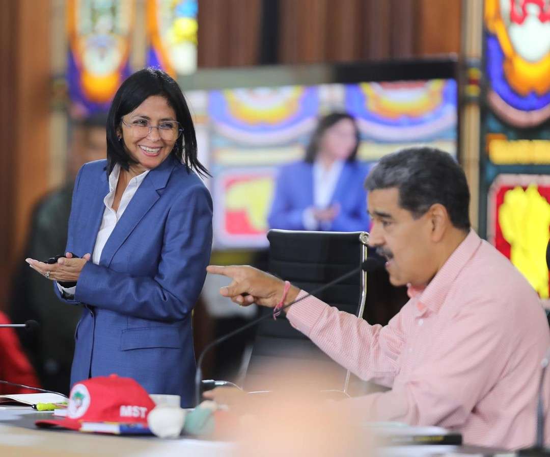Since his kidnapping, Maduro sends a message of confidence in Delcy and the government team