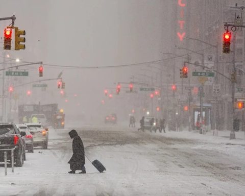 Snow storm leaves at least six dead and more than a million homes without electricity in the US