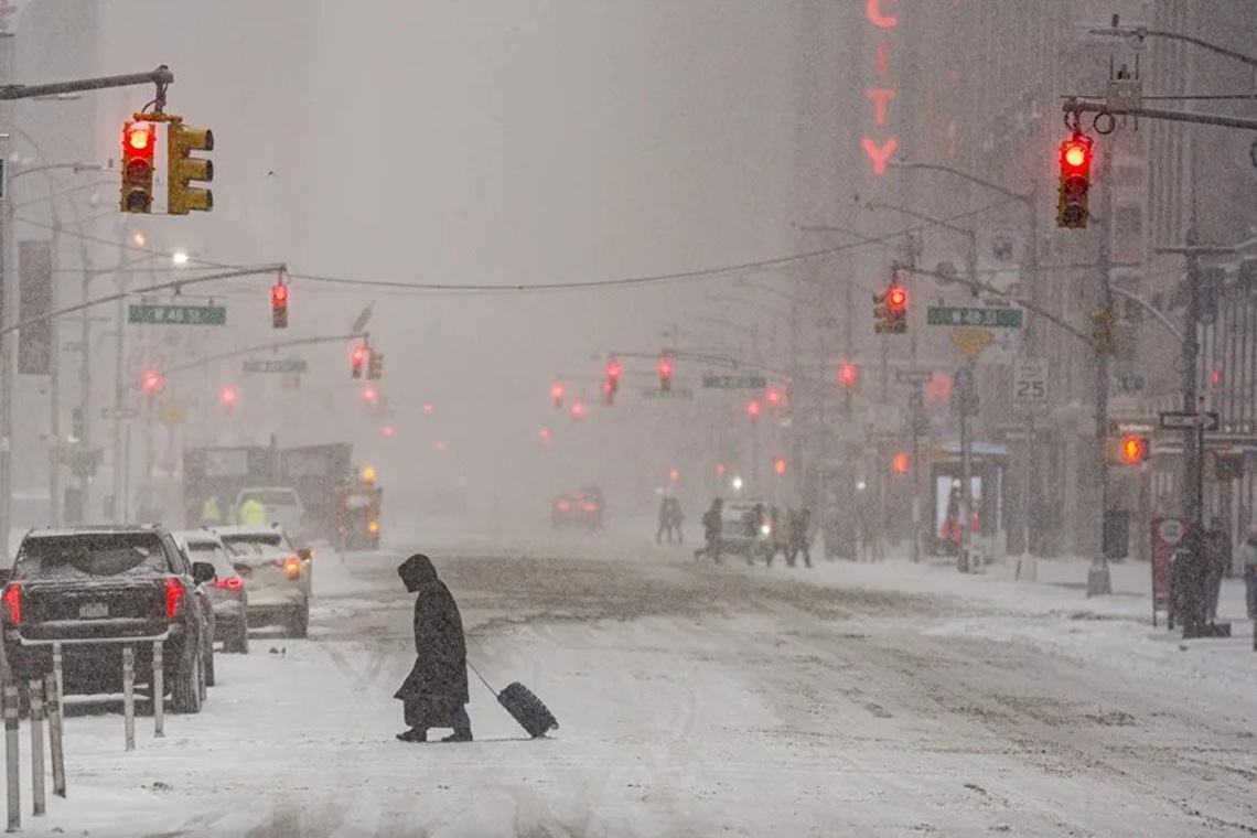 Snow storm leaves at least six dead and more than a million homes without electricity in the US