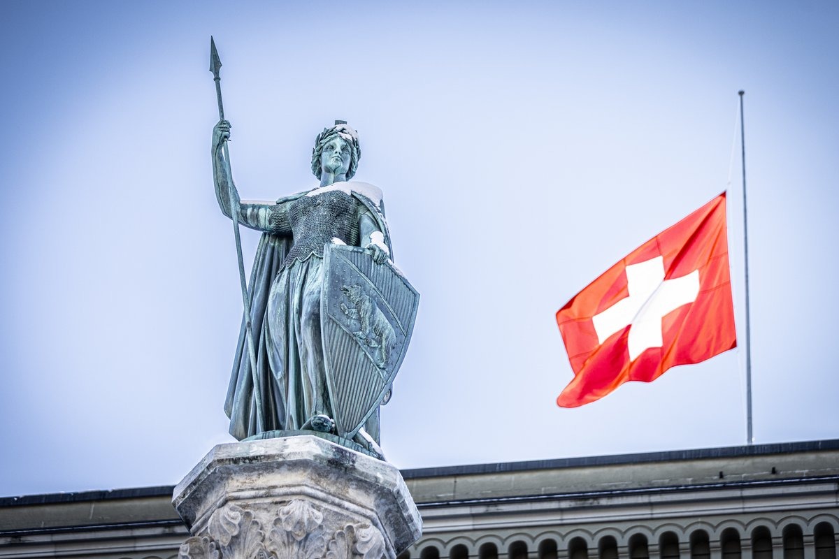 Switzerland freezes assets of 36 Venezuelans related to Chavismo: who are they?