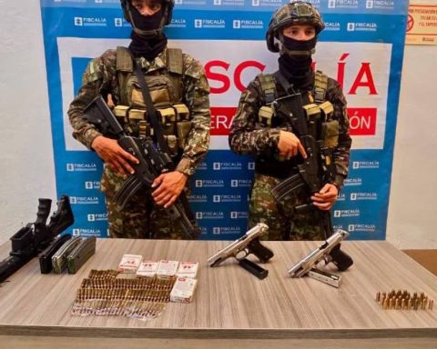 The Army killed two members of the Gulf Clan and captured one of its top leaders in Andes, Antioquia