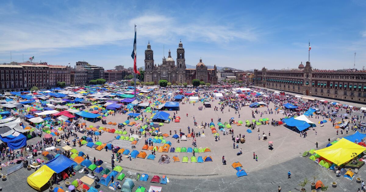 The CNTE protests, another front that Sheinbaum can face in 2026