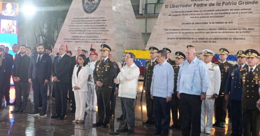 The Cuban Foreign Minister pays tribute, together with Delcy Rodríguez, to the soldiers who died in Venezuela